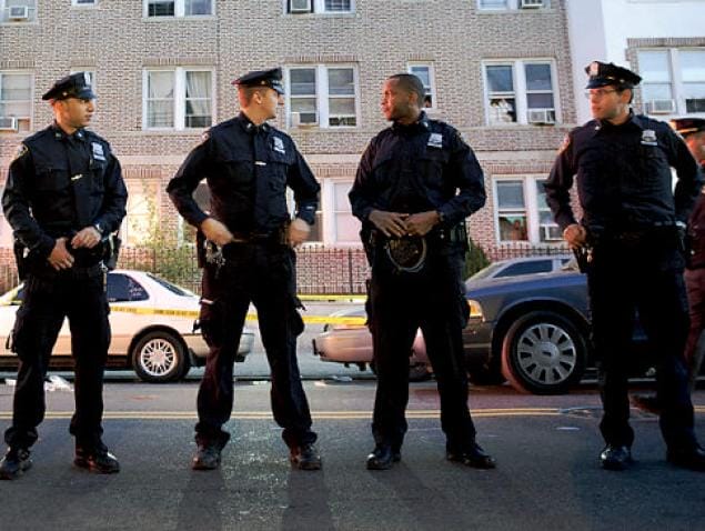 Officer Pulls Over A Drunk Dad With 3 Starving Kids In The Car - Watch His Next Move