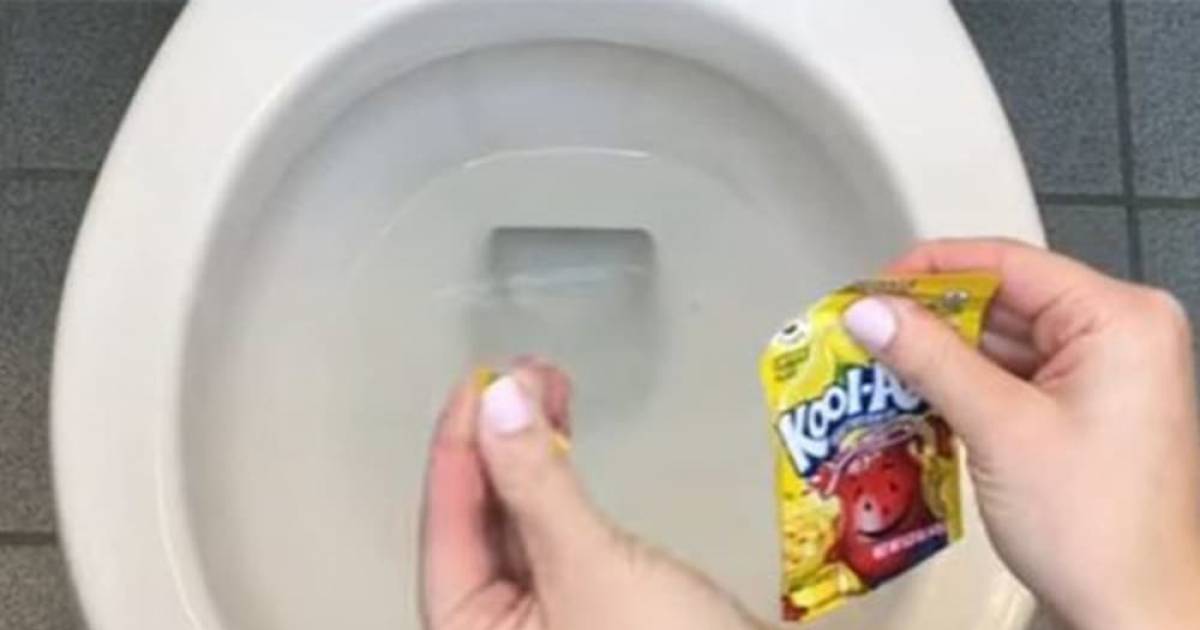 See What Happened When This Woman Poured A Packet Of Kool-Aid In Her Toilet
