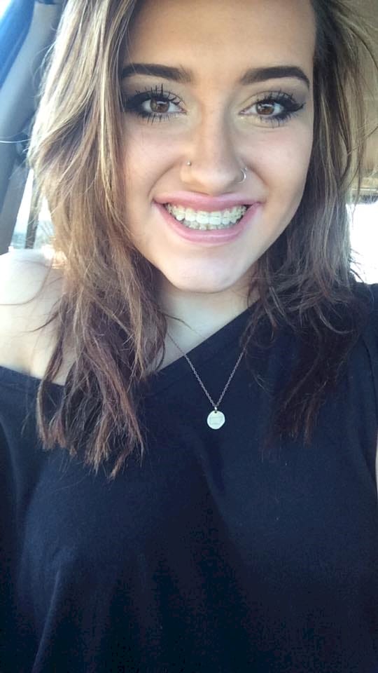 She Was Told To Wear A Bra Because Her Teacher Was 'Uncomfortable'. Her Response? Amazing!