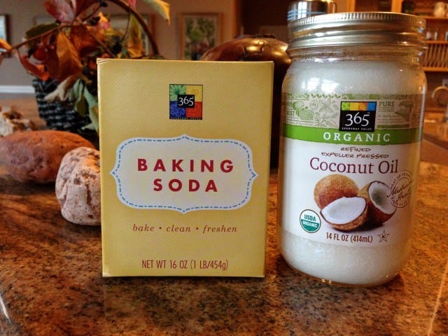THIS IS WHAT HAPPENS TO YOUR FACE AFTER WASHING IT WITH COCONUT OIL AND BAKING SODA!