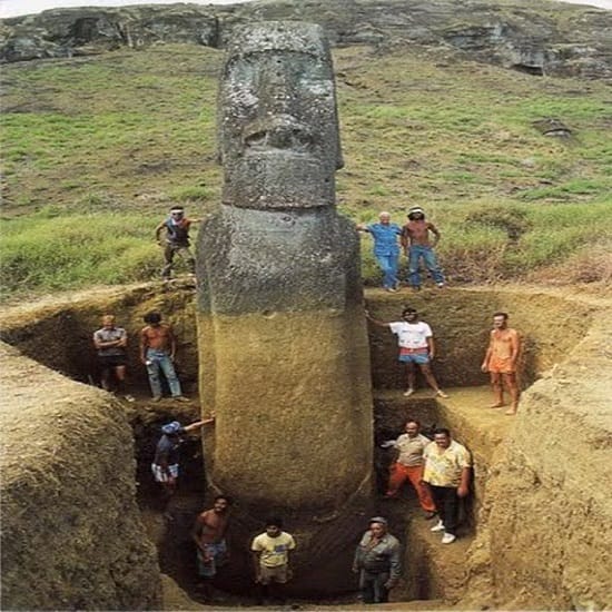 Scientists  Discovered Something Shocking Underneath The Easter Island Heads