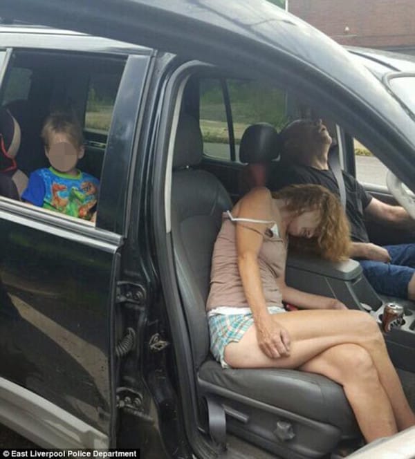 These Photos Shared By Cops Of Parents High On Heroin Is Crazy