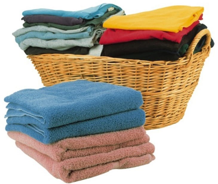 Just Add A Bit Of White Vinegar To Your Laundry And See The Magic!